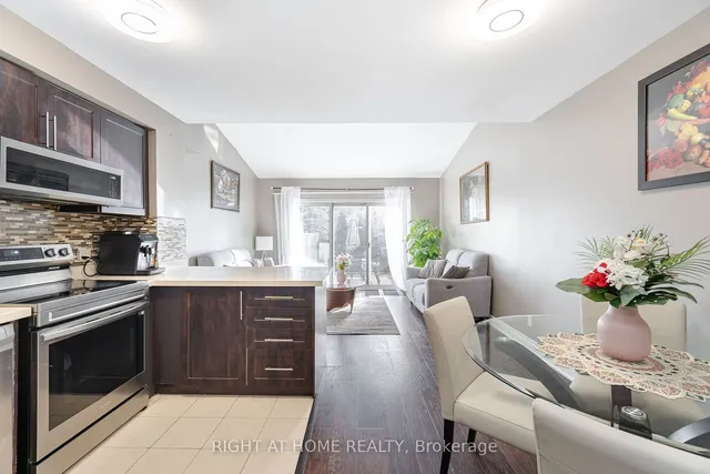 Additional image 7 of 2525 Gerrard St