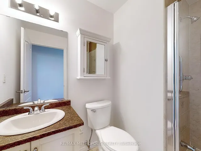 Additional image 11 of 2772 KEELE St Unit 807