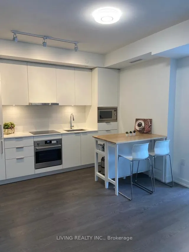 Additional image 4 of 7 Golden Lion Hts Unit N433