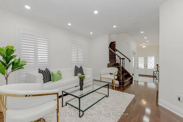 Additional image 9 of 12 Benmore Cres