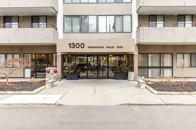 Additional image 3 of 1300 Mississauga Valley Blvd Unit 909