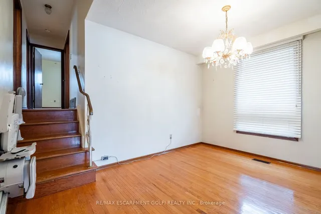 Additional image 11 of 662 West 5th St