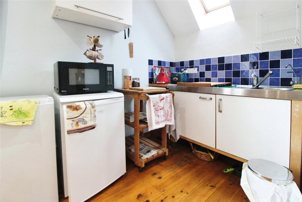 Additional image 5 of Yonder Cottage, Sutton Montis, Yeovil, Somerset, BA22