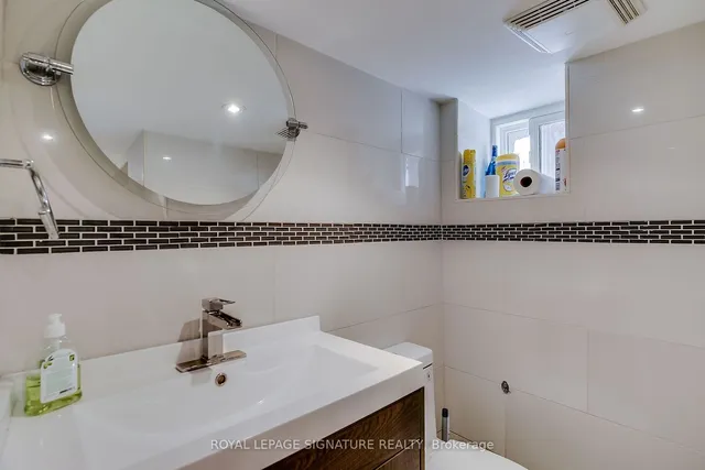 Additional image 23 of 235 Bain Ave