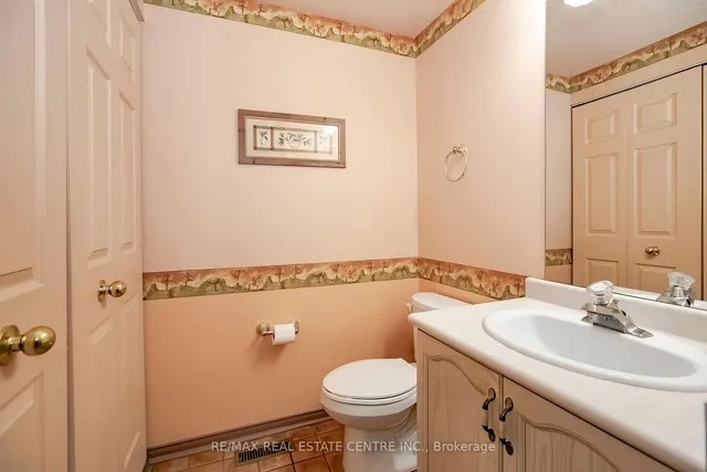 Additional image 20 of 40 Rocky Mountain Cres