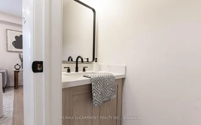 Additional image 13 of 29 Featherwood Cres