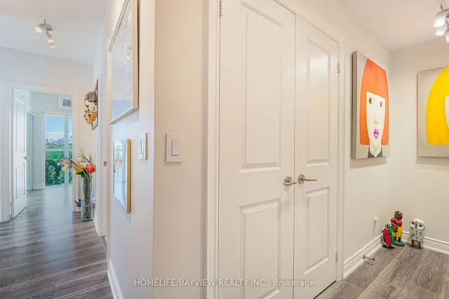 Additional image 21 of 28 Ted Rogers Way Unit 1009