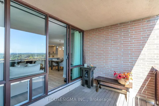 Additional image 29 of 716 The West Mall Unit 1402