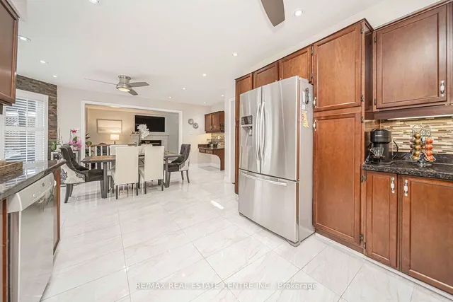 Additional image 17 of 63 Leeward Dr