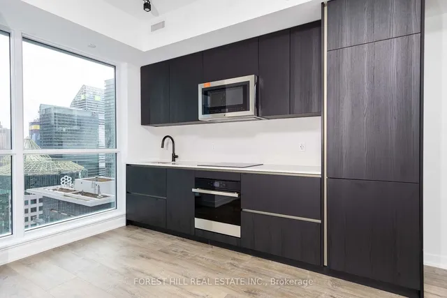 Additional image 23 of 327 King St Unit 4006