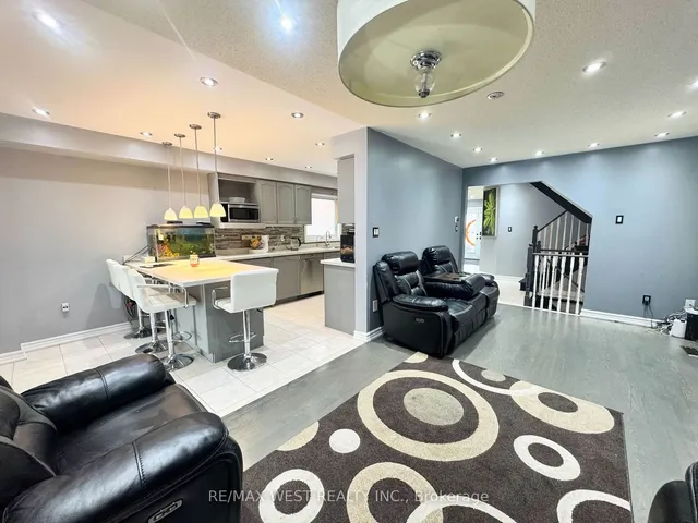 Additional image 14 of 32 Loons Call Cres