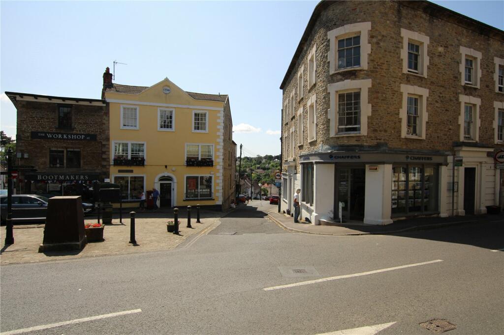 7/8 Market Place, Wincanton, Somerset, BA9