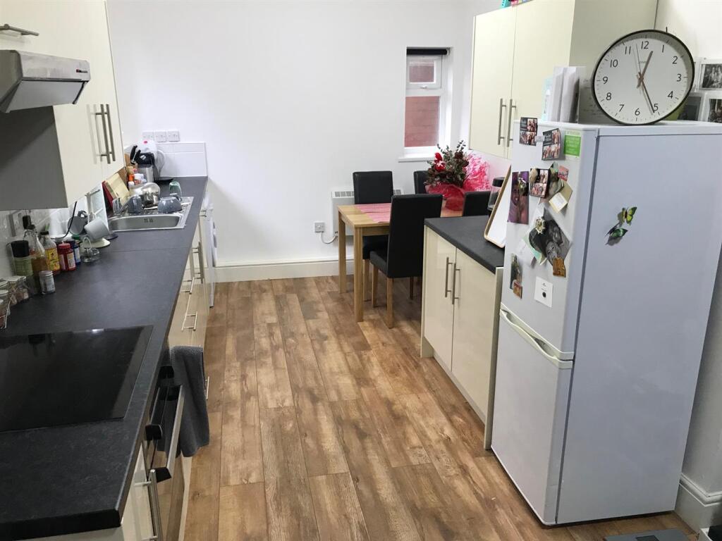 Additional image 12 of 1 bed flat, Coppice Road