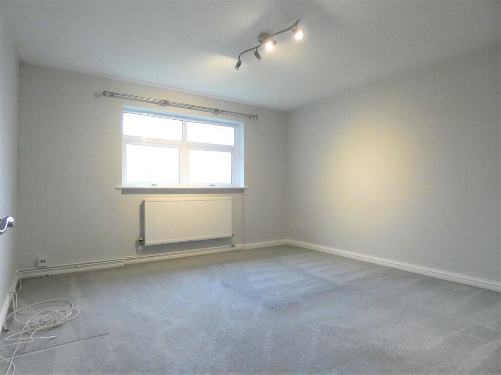 Additional image 5 of Valley Road St Albans