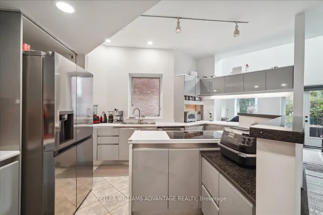 Additional image 10 of 401 Carlton St