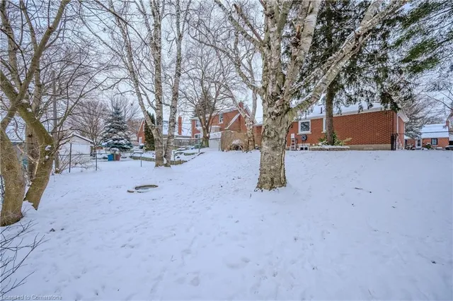 Additional image 43 of 586 Weber St