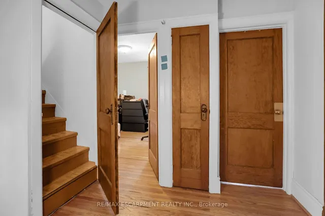 Additional image 19 of 21 Paisley Ave