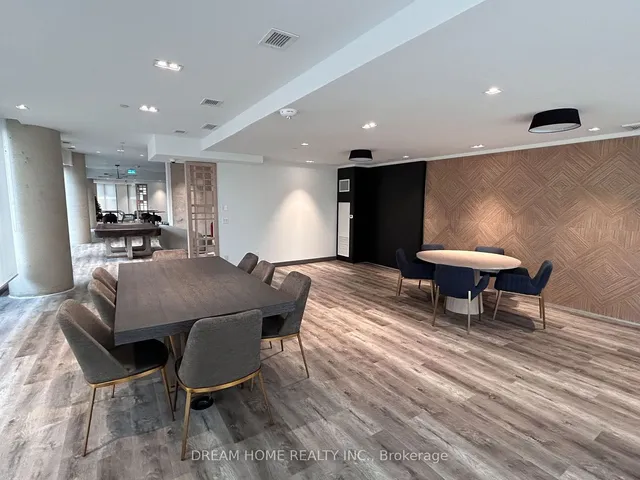 Additional image 16 of 47 Mutual St Unit 803