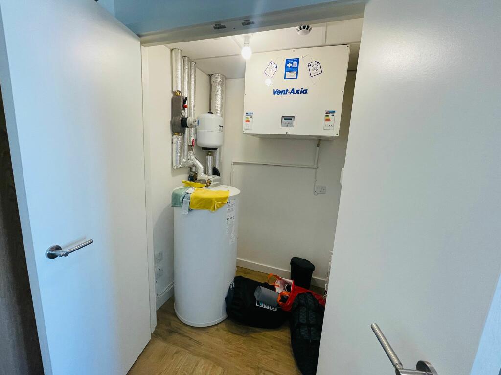 Additional image 10 of South Central, Essex Street, B5