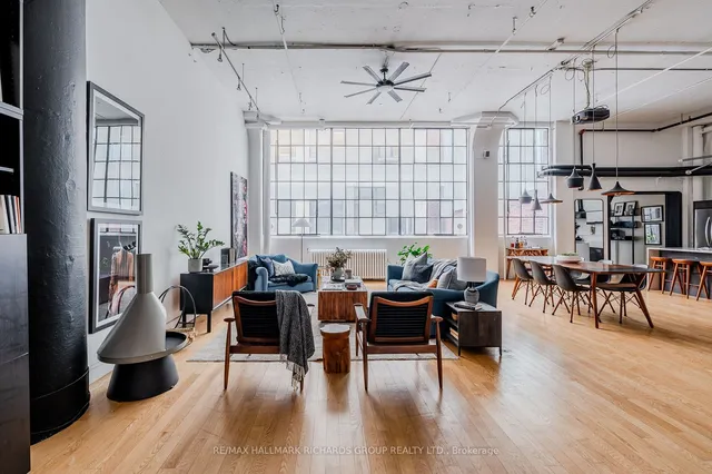 Additional image 5 of 245 Carlaw Ave Unit 210A