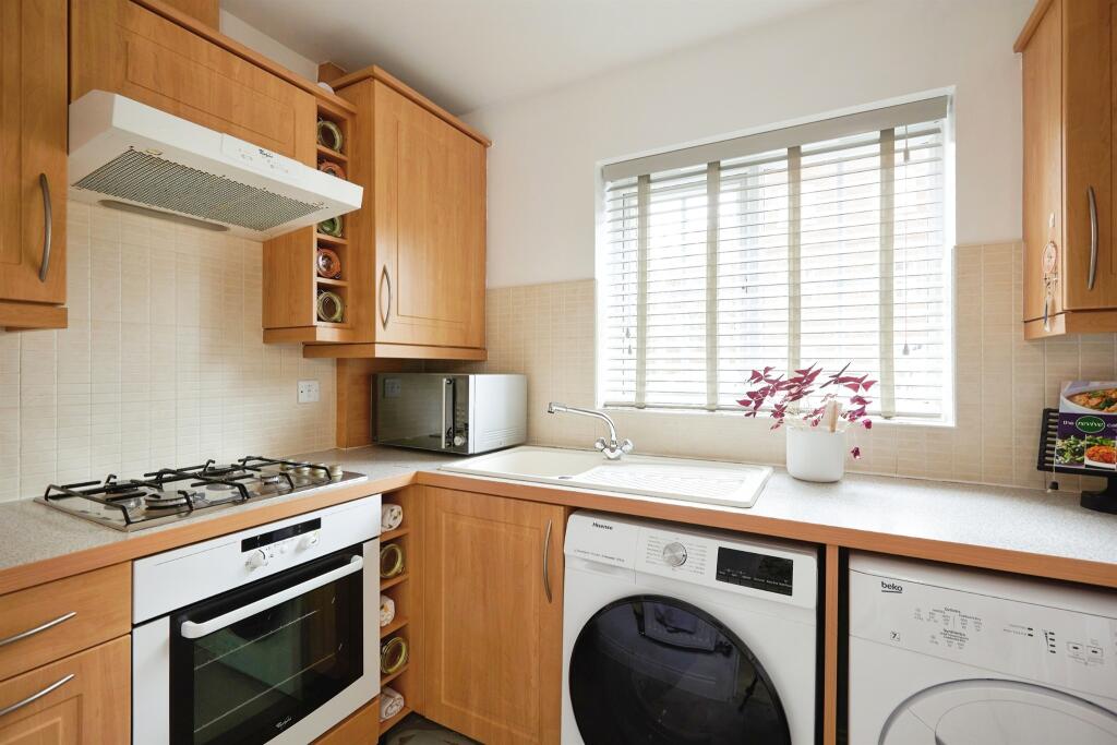 Additional image 7 of Percivale Road, Yeovil