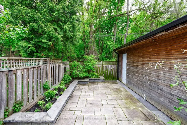 Additional image 37 of 229 Douglas Ave