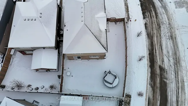 Additional image 38 of 82 Castlebay St