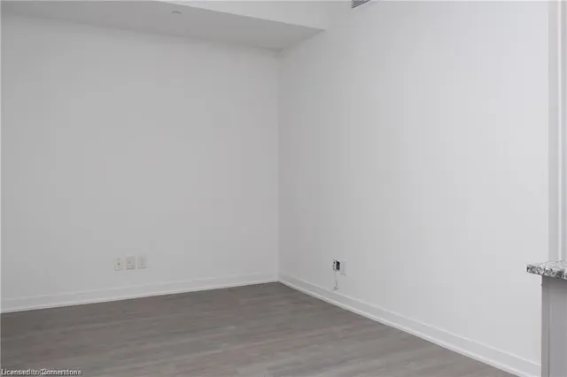 Additional image 11 of 85 Duke St Unit 806