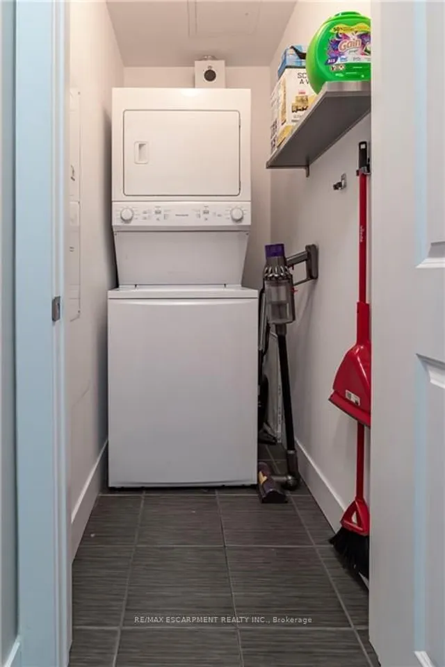 Additional image 7 of 125 Shoreview Pl Unit 226