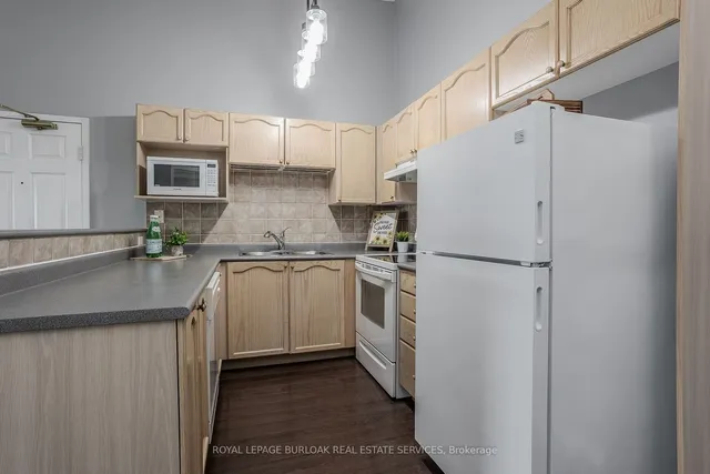 Additional image 16 of 4015 Kilmer Dr Unit 404