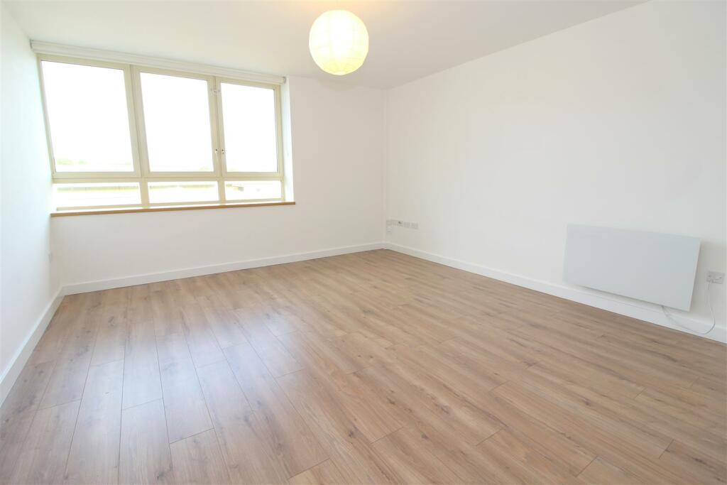 Additional image 4 of Porters House, Porters Wood, St Albans, Hertfordshire