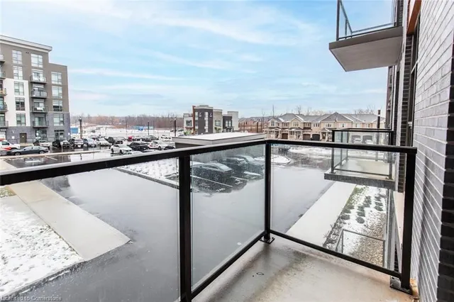 Additional image 27 of 470 Dundas St Unit 214