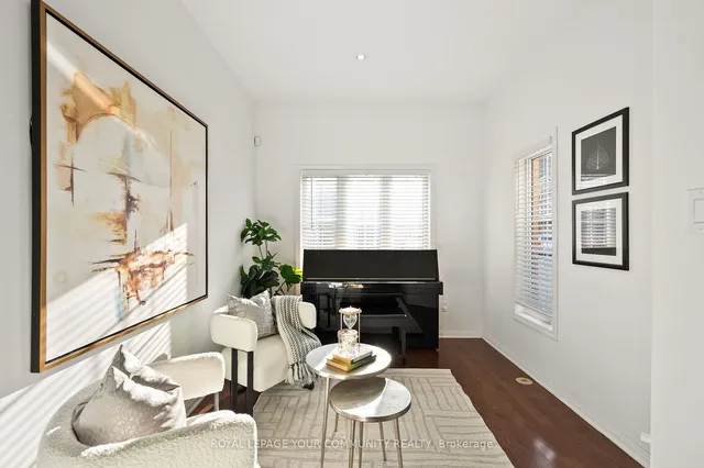 Additional image 6 of 739 Shortreed Cres