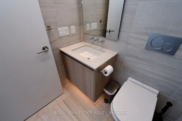 Additional image 26 of 81 Wellesley St Unit 2305