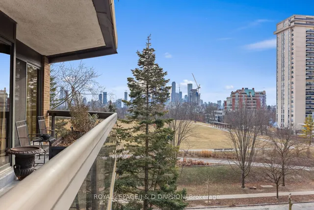 Additional image 21 of 70 Rosehill Ave Unit 501