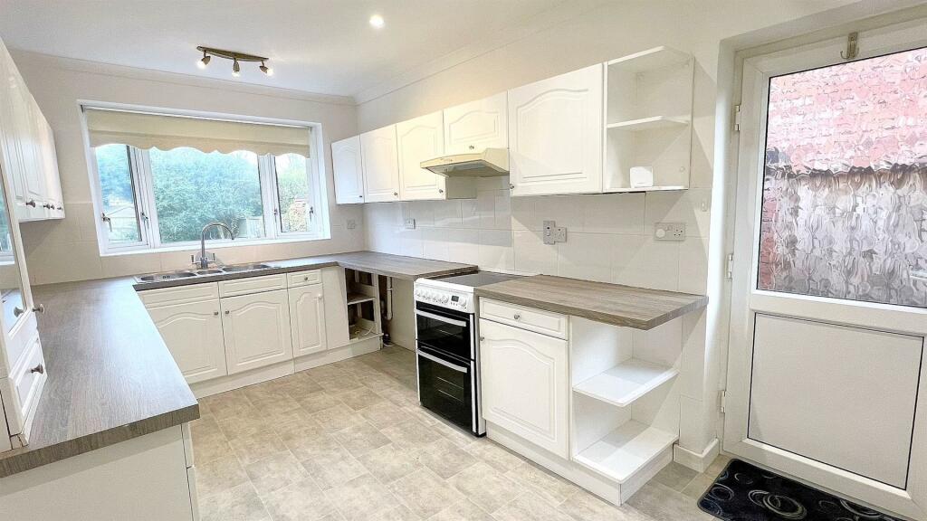 Additional image 18 of Edge Hill Road, Four Oaks