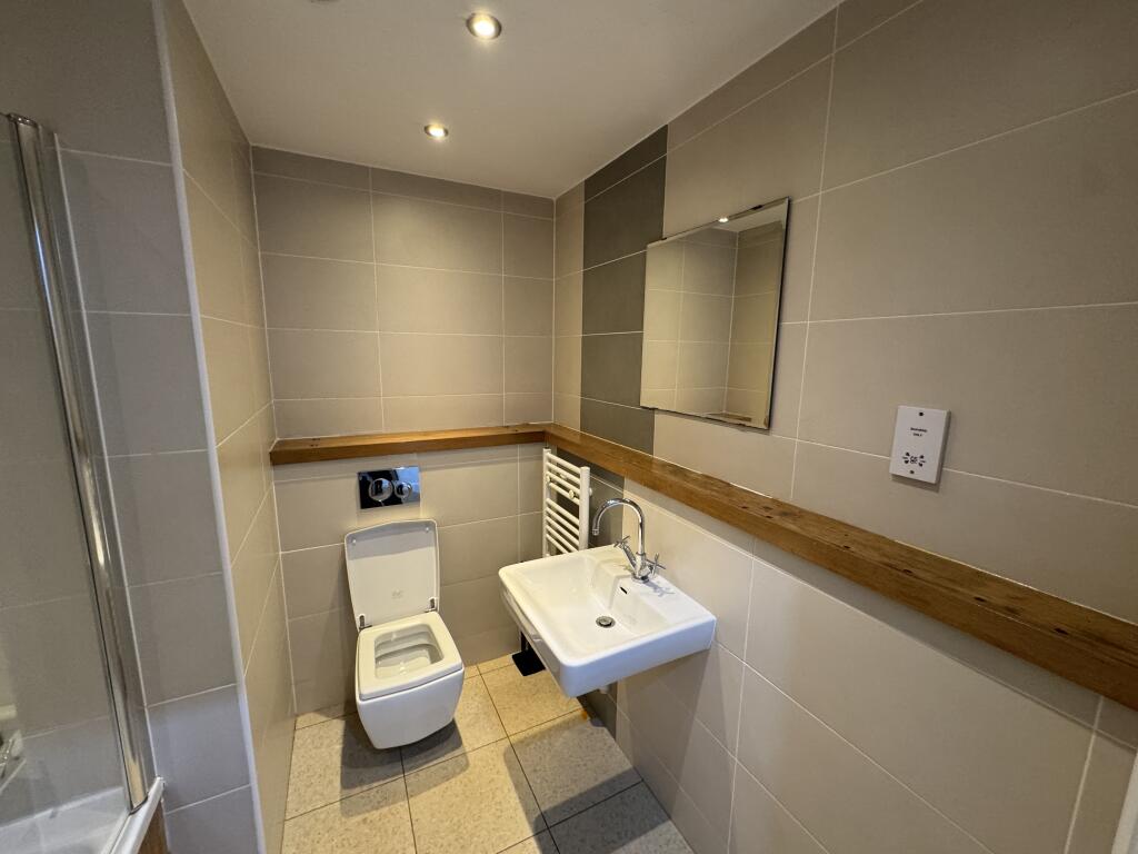 Additional image 10 of Apt 24, Albion House #384793