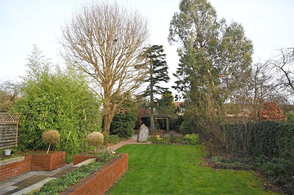 Additional image 47 of Holloways Lane, AL9