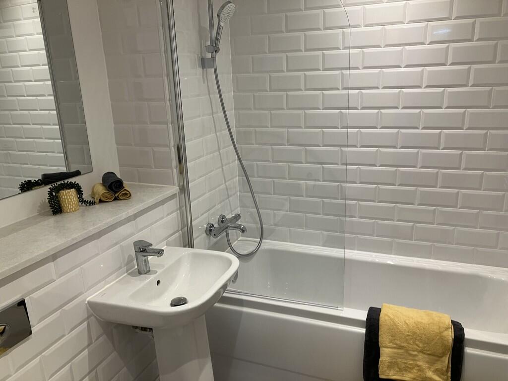 Additional image 8 of 2 Parkview , 59 Darwin Street, B12