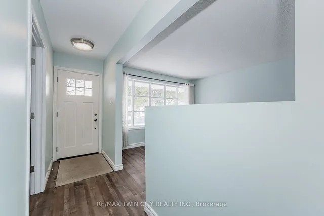 Additional image 7 of 16 Overlea Cres