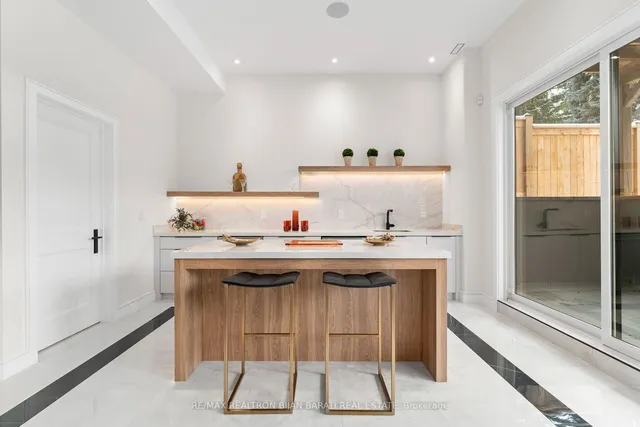 Additional image 34 of 153 B Parkview Ave