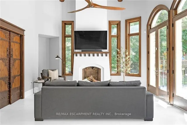 Additional image 15 of 2642 Bluffs Way