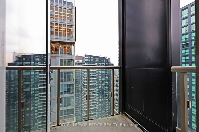 Additional image 27 of 15 Mercer St Unit 4003