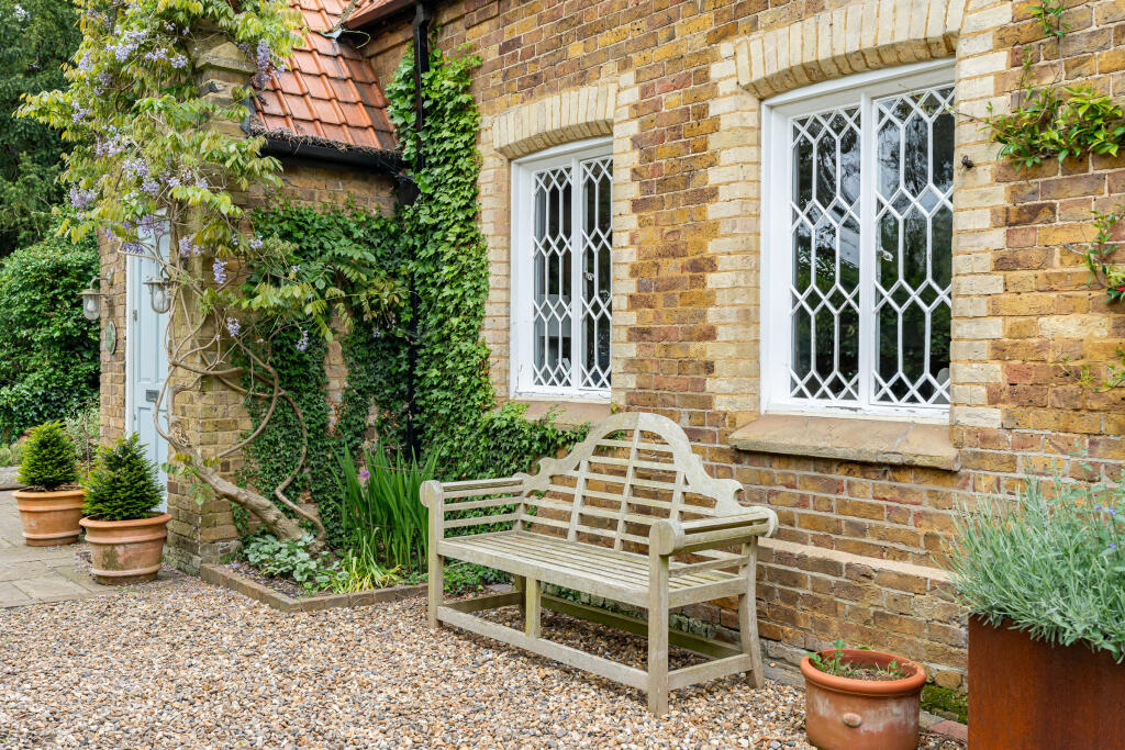 Additional image 20 of The Hazels, Lower Green, Tewin, AL6