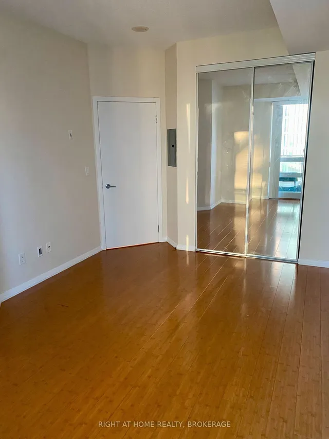 Additional image 25 of 231 Fort York Blvd Unit 1202