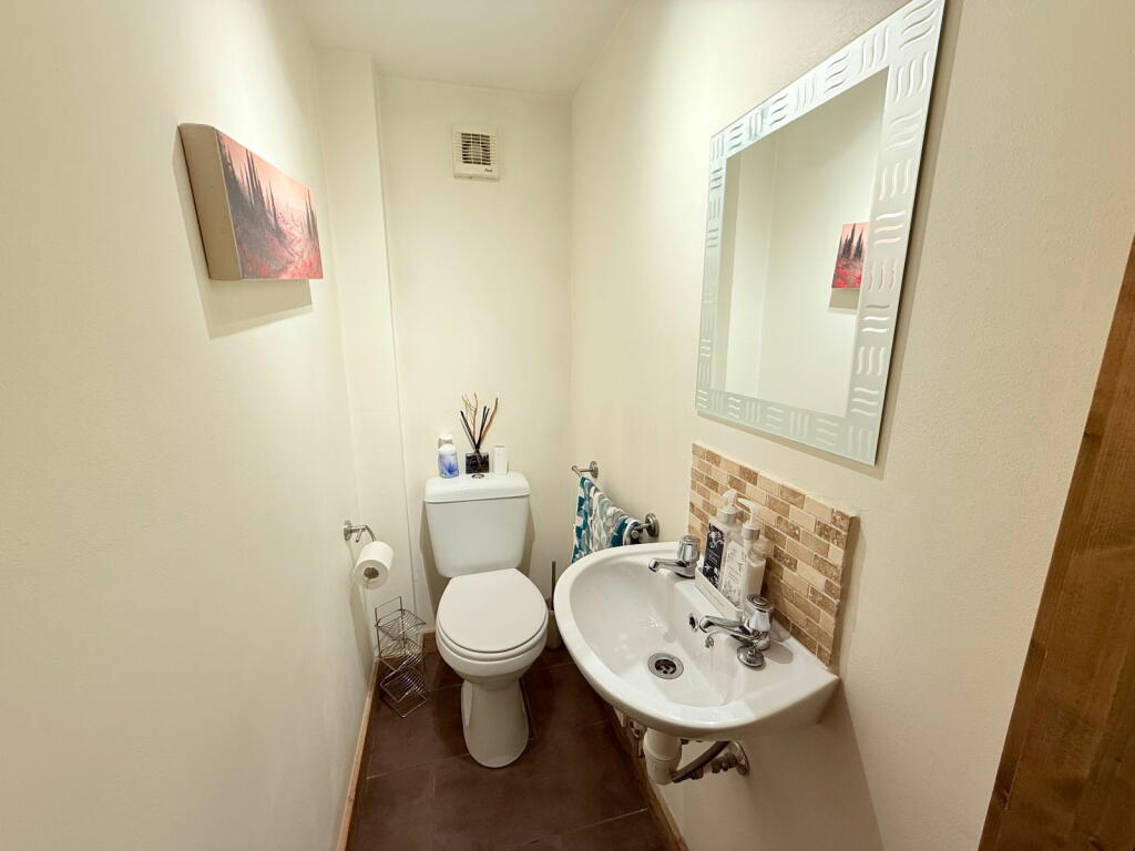 Additional image 8 of Mappleborough Road, Shirley