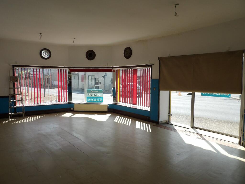 Primary image of Aquitaine, Dordogne, La Coquille, France