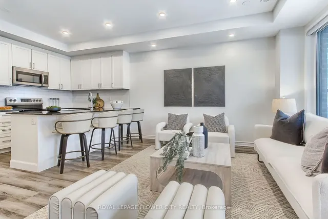 Additional image 17 of 1565 Moira Cres