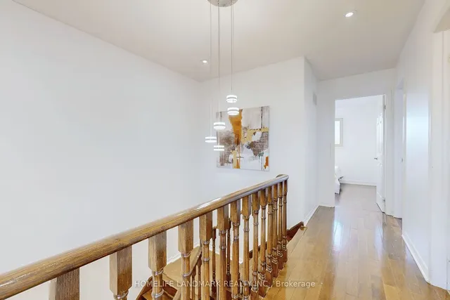 Additional image 17 of 19 Myrna Lane