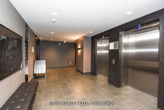 Additional image 26 of 95 Dundas St W St Unit 004